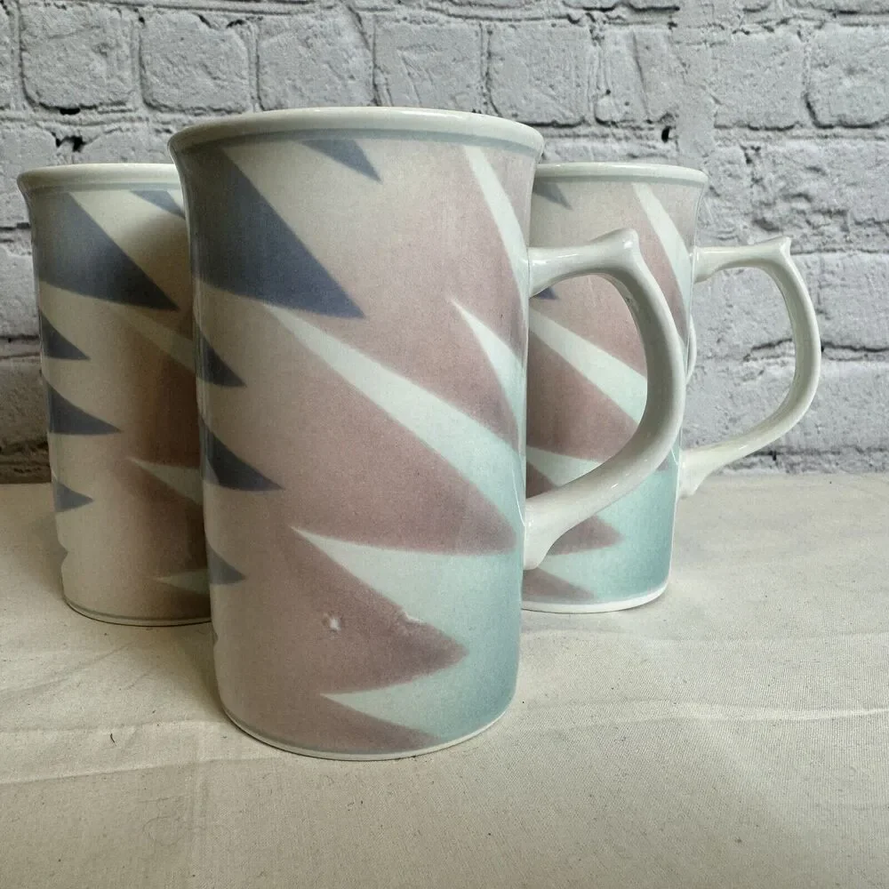 Mikasa Intaglio Fantazz Cups‎ Set of 5 CAC64 Cappuccino Mug John Bergen
